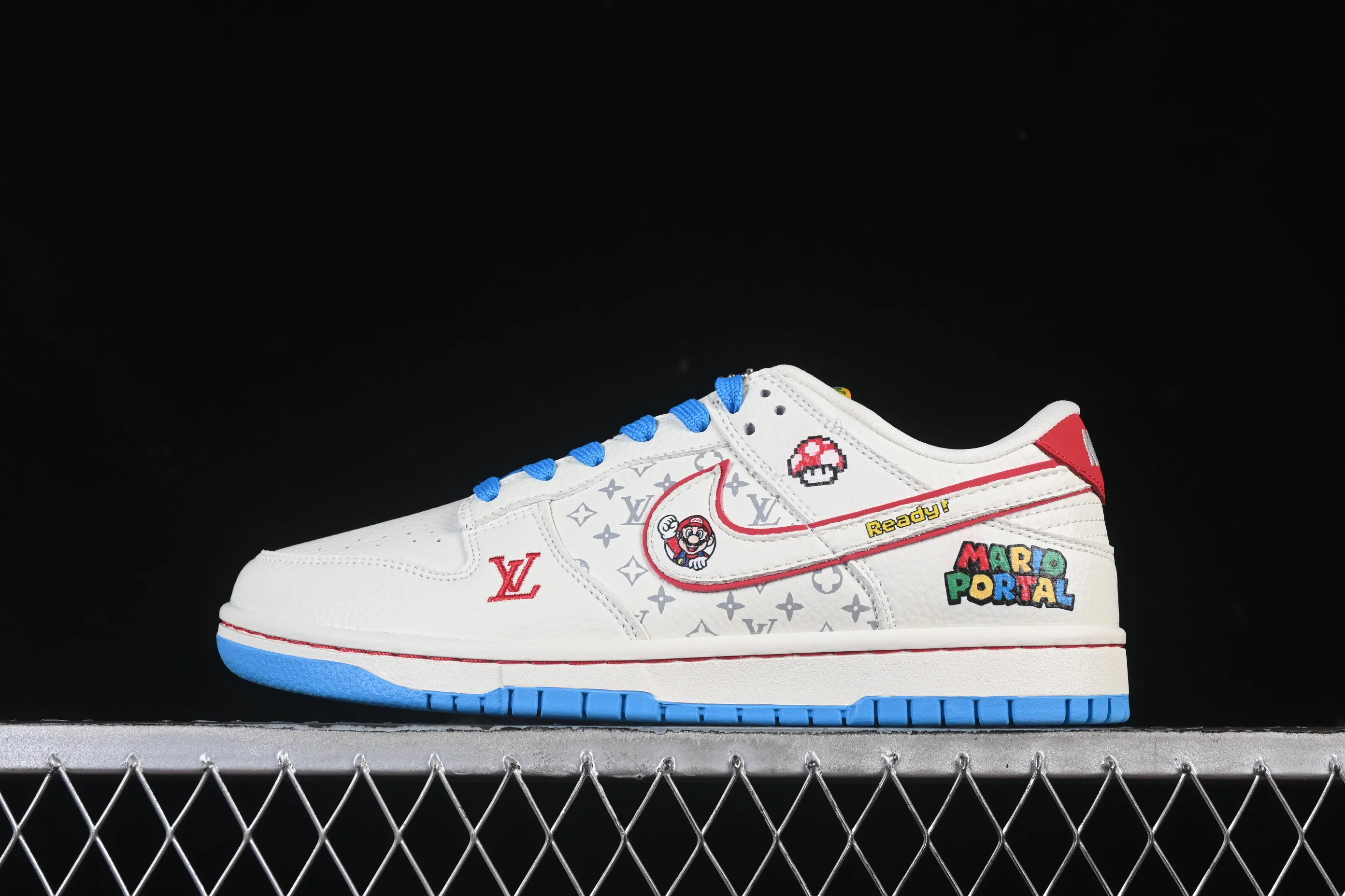 All categories Nk SB Dunk Series Nk SB Dunk Low High-end customized low-top sneakers Nike SB Dunk Low Mario Three-party joint high-end customized low-top casual sneakers SC0601-472